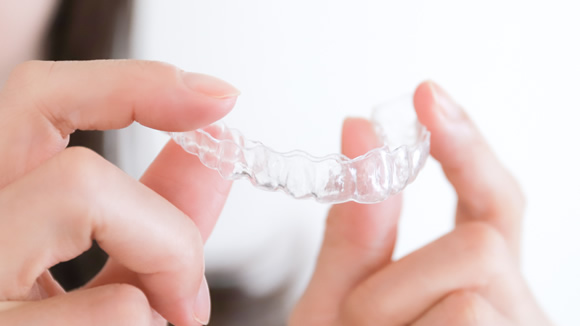 マウスピース矯正